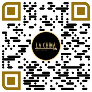 Código QR de La China Brow & Lash Bar para agendar citas y ver servicios de salón de belleza.